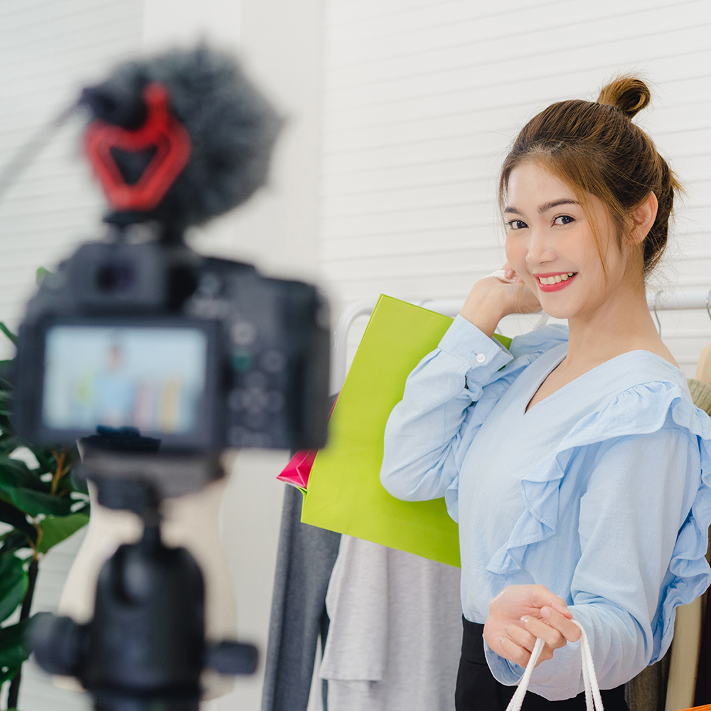 ตำแหน่งคอนเทนต์ครีเอเตอร์